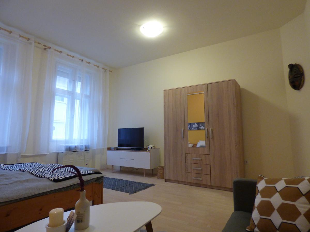 Yellow Apartment Debrecen Eksteriør bilde