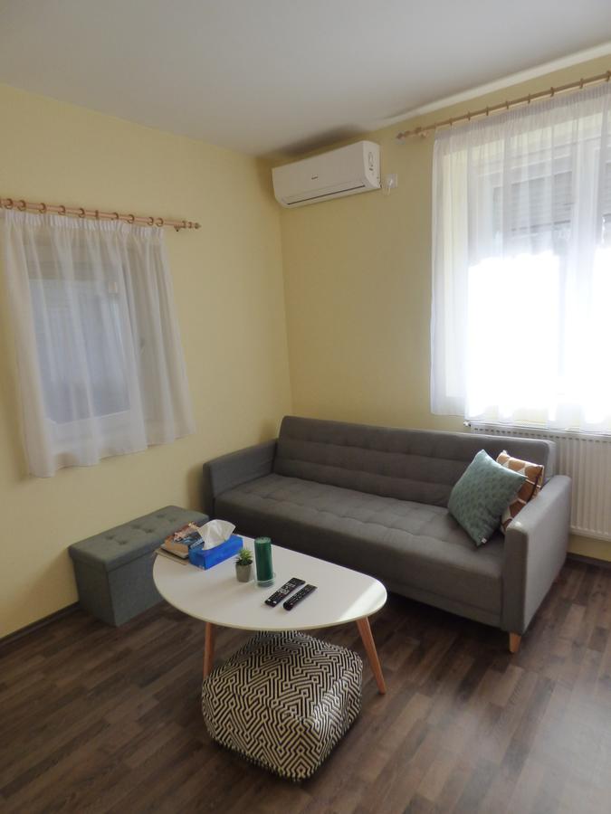 Yellow Apartment Debrecen Eksteriør bilde